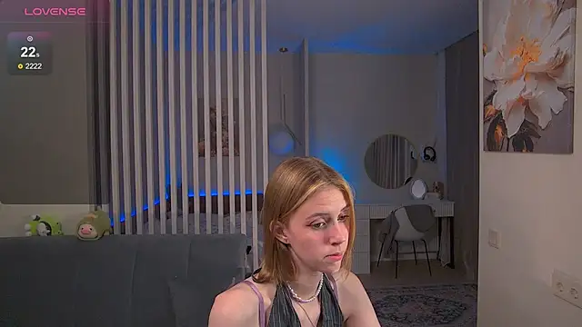 Snapshot of sofiapurex chatting on September 15, 2025, 5:46 pm sofiapurex online show from September 15, 2025, 5:46 pm