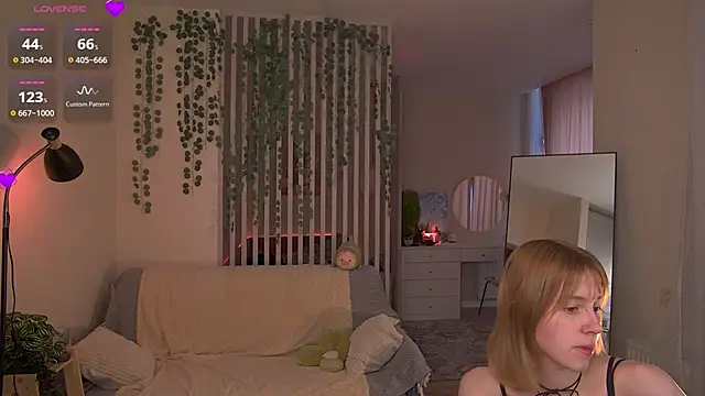 sofiapurex online show from March 22, 2026, 2:26 am