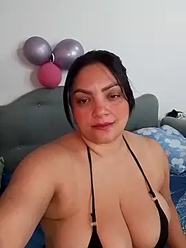 Snapshot of tiffany_Johnson1 chatting on February 13, 2026, 10:32 pm tiffany Johnson1 online show from February 13, 2026, 10:32 pm