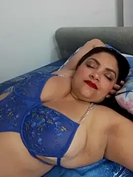 tiffany Johnson1 online show from November 18, 2025, 4:16 am