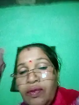 Manavi x online show from January 18, 2026, 2:53 pm