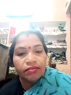 Manavi x online show from February 4, 2026, 10:05 pm