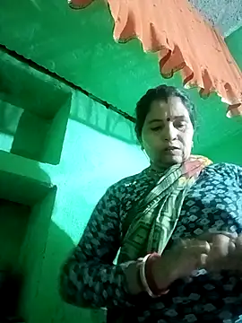 Manavi x online show from November 26, 2025, 2:39 pm