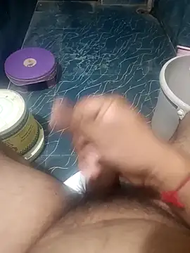 bobby3374 online show from October 17, 2025, 11:50 pm