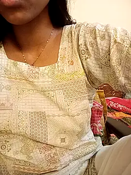 Snapshot of Softecho-03 chatting on February 27, 2026, 3:34 pm Softecho-03 online show from February 27, 2026, 3:34 pm