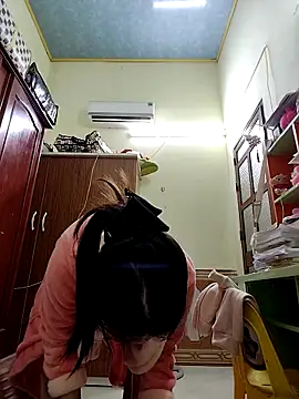 simsim-00 online show from February 14, 2026, 2:12 am