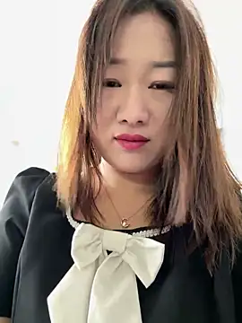 xixi-kiki online show from September 16, 2025, 6:14 am