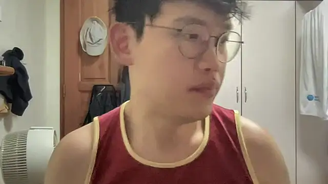 Snapshot of Passionatetwink2 chatting on September 14, 2025, 12:11 am Passionatetwink2 online show from September 14, 2025, 12:11 am