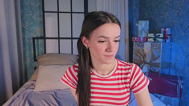 E l i z e  online show from November 26, 2025, 5:40 am