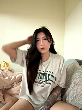 Snapshot of flower520hua chatting on October 27, 2025, 5:08 am flower520hua online show from October 27, 2025, 5:08 am