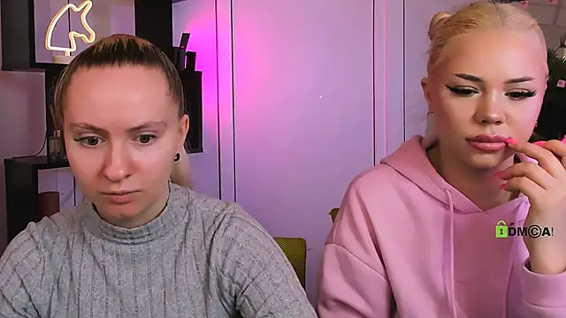 mila glow1 online show from March 3, 2026, 12:45 pm