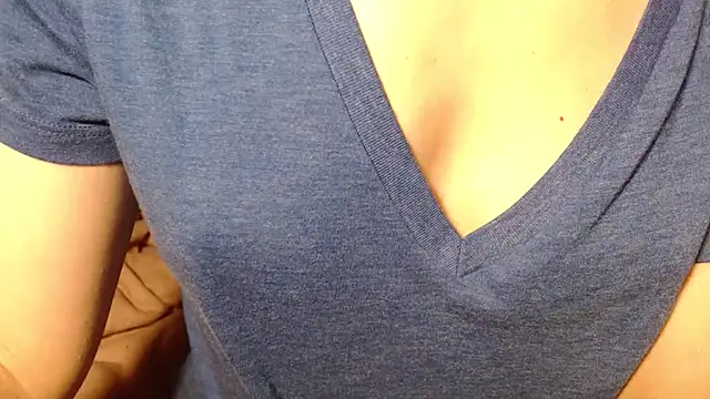 LorraineOSun online show from April 17, 2026, 6:44 pm