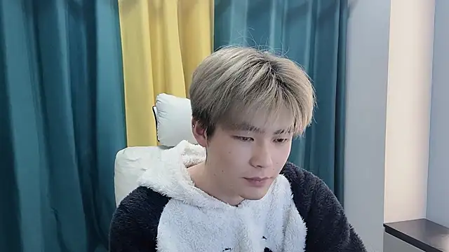 xiaoyang5200 online show from March 9, 2026, 3:04 pm