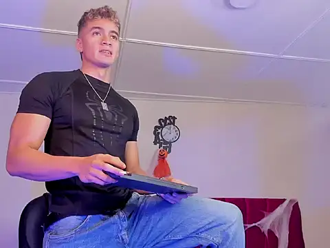 paull george online show from October 24, 2025, 2:49 pm