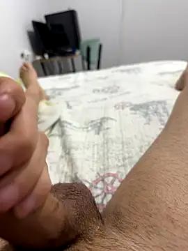 Snapshot of doyumsuz3131 chatting on November 28, 2025, 10:21 pm doyumsuz3131 online show from November 28, 2025, 10:21 pm