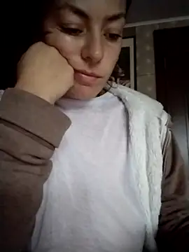 Snapshot of LenaBloomy chatting on October 27, 2025, 1:01 pm LenaBloomy online show from October 27, 2025, 1:01 pm