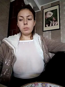 Snapshot of LenaBloomy chatting on November 22, 2025, 11:53 am LenaBloomy online show from November 22, 2025, 11:53 am