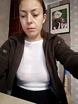 Snapshot of LenaBloomy chatting on November 20, 2025, 11:44 am LenaBloomy online show from November 20, 2025, 11:44 am