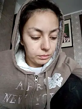 Snapshot of LenaBloomy chatting on November 25, 2025, 11:32 am LenaBloomy online show from November 25, 2025, 11:32 am