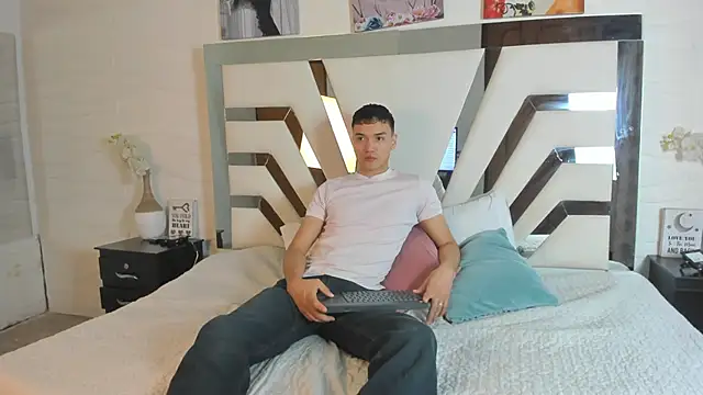 Snapshot of Jacksonflorez chatting on September 29, 2025, 4:01 pm Jacksonflorez online show from September 29, 2025, 4:01 pm