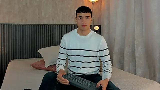 Snapshot of Jacksonflorez chatting on October 8, 2025, 7:36 pm Jacksonflorez online show from October 8, 2025, 7:36 pm