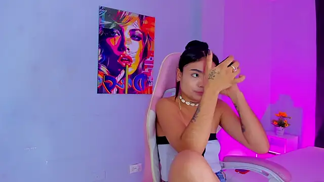 SammyRose  online show from November 10, 2025, 7:52 pm