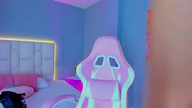 SammyRose  online show from January 15, 2026, 7:50 pm