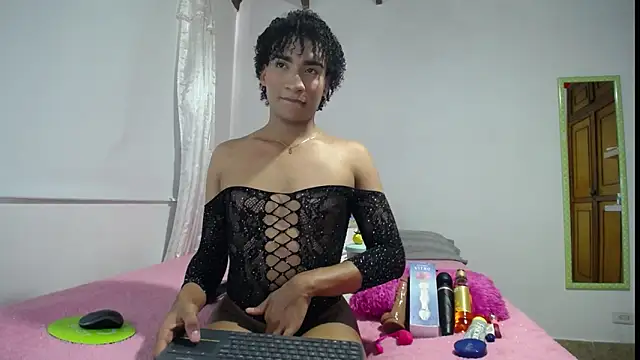 Snapshot of Stannlyy chatting on September 14, 2025, 8:31 pm Stannlyy online show from September 14, 2025, 8:31 pm