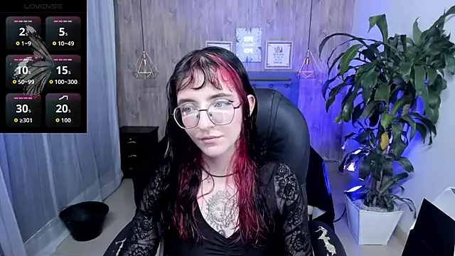 AfroditaLeclair online show from October 25, 2025, 5:13 pm