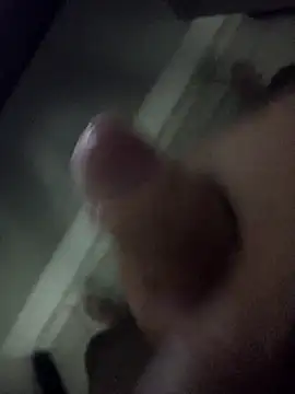 Snapshot of Jobson40 chatting on September 8, 2025, 11:59 pm Jobson40 online show from September 8, 2025, 11:59 pm