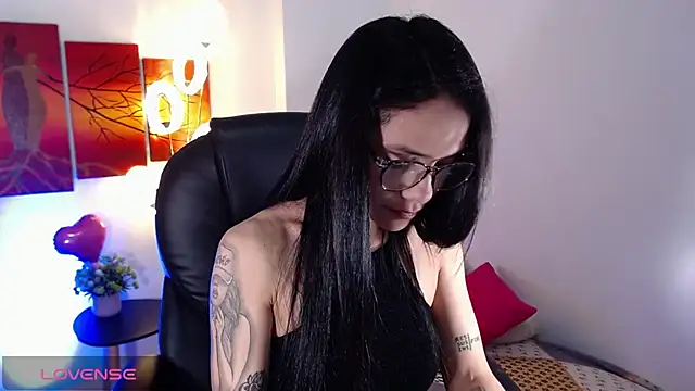 Snapshot of Ashley_olivares chatting on October 1, 2025, 1:11 am Ashley olivares online show from October 1, 2025, 1:11 am