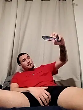 Jadriel23 online show from October 31, 2025, 8:11 am