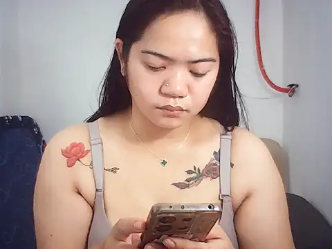 sexylhane online show from October 13, 2025, 9:44 am