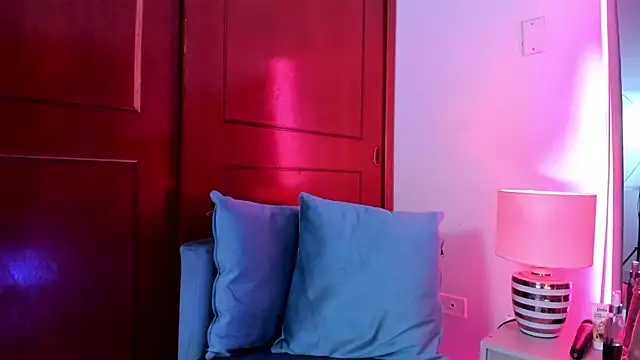  valeria saenz  online show from November 16, 2025, 3:22 am