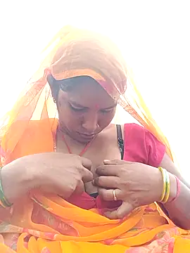 Hot Seema83 online show from November 4, 2025, 9:13 am