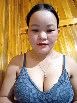 ctm-cute online show from November 12, 2025, 1:32 am