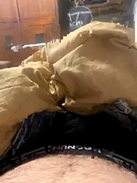 blondi4 online show from December 18, 2025, 7:40 pm