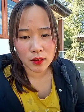 Snapshot of ALIENHR38 chatting on February 5, 2026, 6:42 am ALIENHR38 online show from February 5, 2026, 6:42 am