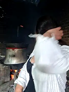 Snapshot of ALIENHR38 chatting on March 2, 2026, 1:06 am ALIENHR38 online show from March 2, 2026, 1:06 am