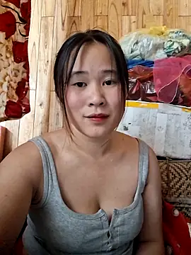 ALIENHR38 online show from November 8, 2025, 12:31 pm