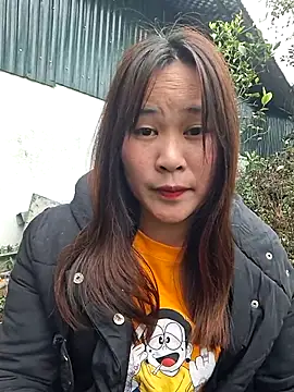 Snapshot of ALIENHR38 chatting on February 17, 2026, 1:47 am ALIENHR38 online show from February 17, 2026, 1:47 am