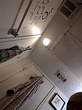 MRTATTWO online show from November 24, 2025, 9:53 am