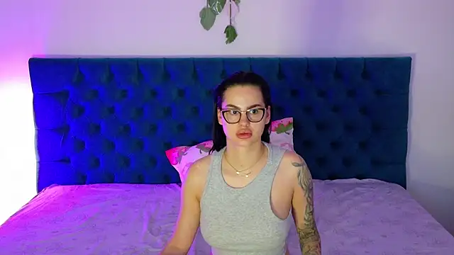 LexieRosse online show from October 24, 2025, 5:06 am