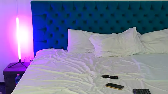 Snapshot of LexieRosse chatting on February 19, 2026, 12:24 pm LexieRosse online show from February 19, 2026, 12:24 pm