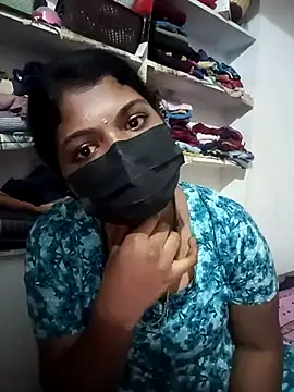 swetha01430 online show from October 23, 2025, 4:05 pm