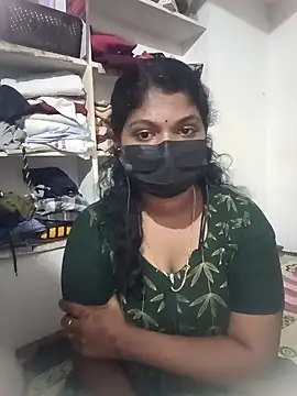 swetha01430 online show from November 12, 2025, 5:06 pm