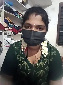 swetha01430 online show from October 15, 2025, 5:10 pm