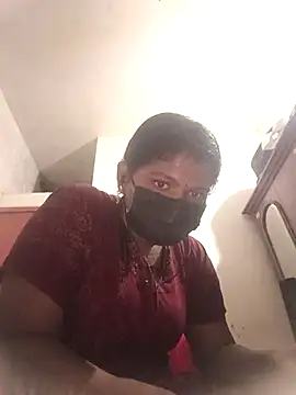 swetha01430 online show from October 6, 2025, 5:13 pm