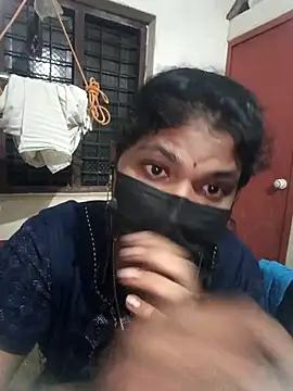 swetha01430 online show from September 30, 2025, 4:24 pm