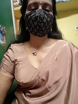 Snapshot of mallu-reshma chatting on February 22, 2026, 3:24 pm mallu-reshma online show from February 22, 2026, 3:24 pm